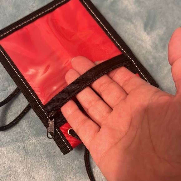 Undercover Neck Wallet - Picture 7 of 16